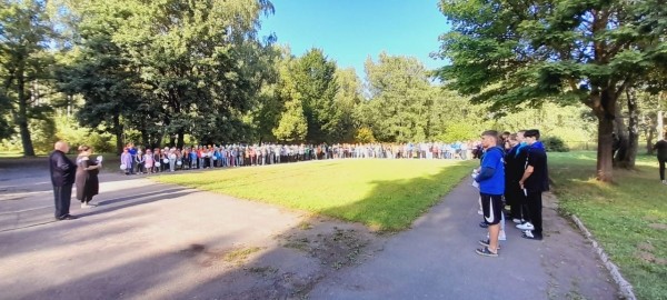27 июля 2023 года школьники Калининграда почтили память детей, погибших во время вооружённого конфликта на Донбассе