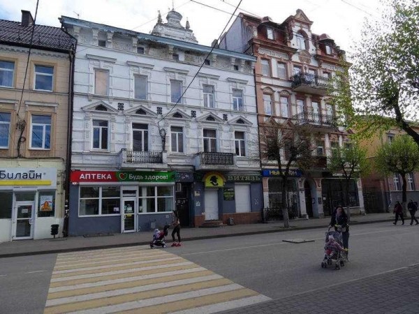 В Советске недовольный покупатель избил молотком продавца В Советске недовольный покупатель избил молотком продавца