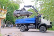 
						До конца лета с улиц Калининграда вывезут более 20 брошенных автомобилей (фото)											