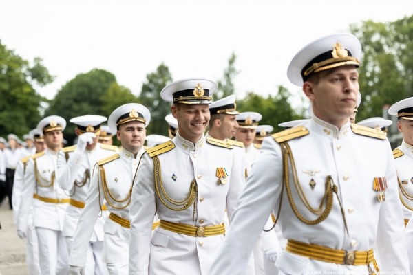 День ВМФ в Балтийске: как прошел парад кораблей Балтфлота (фото) День ВМФ в Балтийске: как прошел парад кораблей Балтфлота (фото)