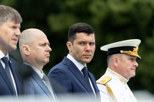 День ВМФ в Балтийске: как прошел парад кораблей Балтфлота (фото) День ВМФ в Балтийске: как прошел парад кораблей Балтфлота (фото)