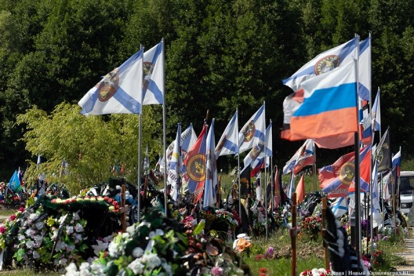 Негде хоронить военных: как мемориал в Медведевке оказался на грани закрытия Негде хоронить военных: как мемориал в Медведевке оказался на грани закрытия