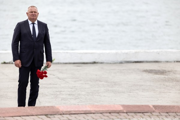 День ВМФ в Балтийске: как прошел парад кораблей Балтфлота (фото) День ВМФ в Балтийске: как прошел парад кораблей Балтфлота (фото)