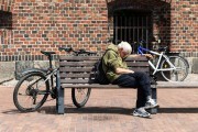 «Певцы, ремесленники и спортсмены»: как в Калининграде празднуют День города-2023 (фото) Избранное
«Певцы, ремесленники и спортсмены»: как в Калининграде празднуют День города-2023 (фото) Избранное