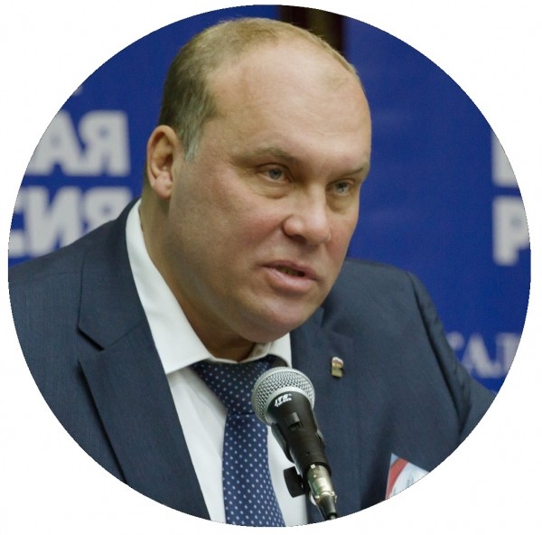 Колеснику отказали в личном участии в процессе об изъятии у него акций порта