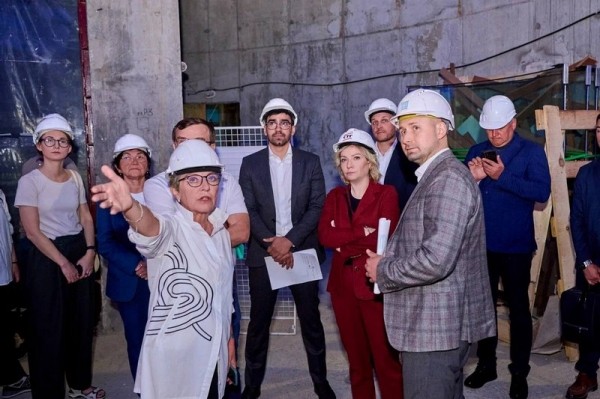 Министру культуры России показали будущее Калининграда Министру культуры России показали будущее Калининграда