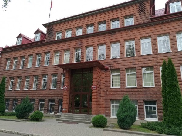 Власти Гусева не смогли заставить УК вернуть две детские площадки Власти Гусева не смогли заставить УК вернуть две детские площадки