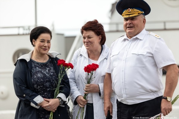 День ВМФ в Балтийске: как прошел парад кораблей Балтфлота (фото) День ВМФ в Балтийске: как прошел парад кораблей Балтфлота (фото)