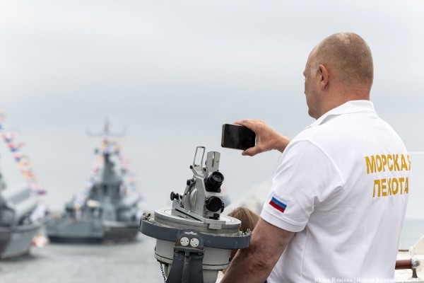 День ВМФ в Балтийске: как прошел парад кораблей Балтфлота (фото) День ВМФ в Балтийске: как прошел парад кораблей Балтфлота (фото)
