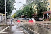 «Рельсы под дождём»: в Калининграде начали ремонтировать участок Фестивальной аллеи (фото)
«Рельсы под дождём»: в Калининграде начали ремонтировать участок Фестивальной аллеи (фото)