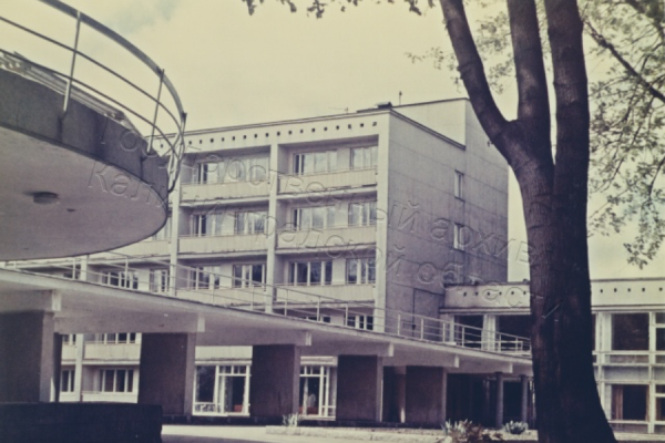 Светлогорск без туристов и визит рок-легенды: о чем писали газеты 35 лет назад